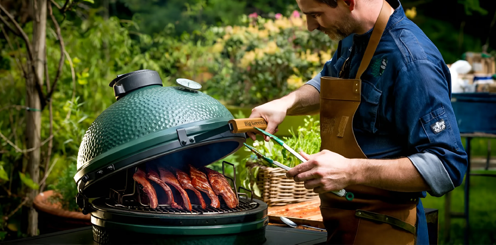 How Does a Kamado Grill Work and What Fuels Does It Use?
